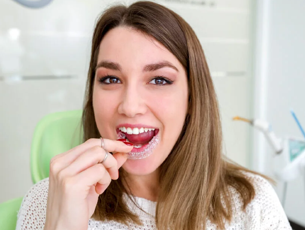 Invisalign vs Traditional Braces: Making the Right Choice for Your Orthodontic Treatment