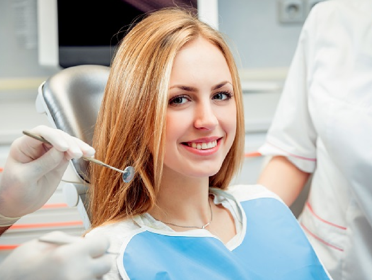 Types of Dental Veneers: Choosing the Right Option for Your Smile